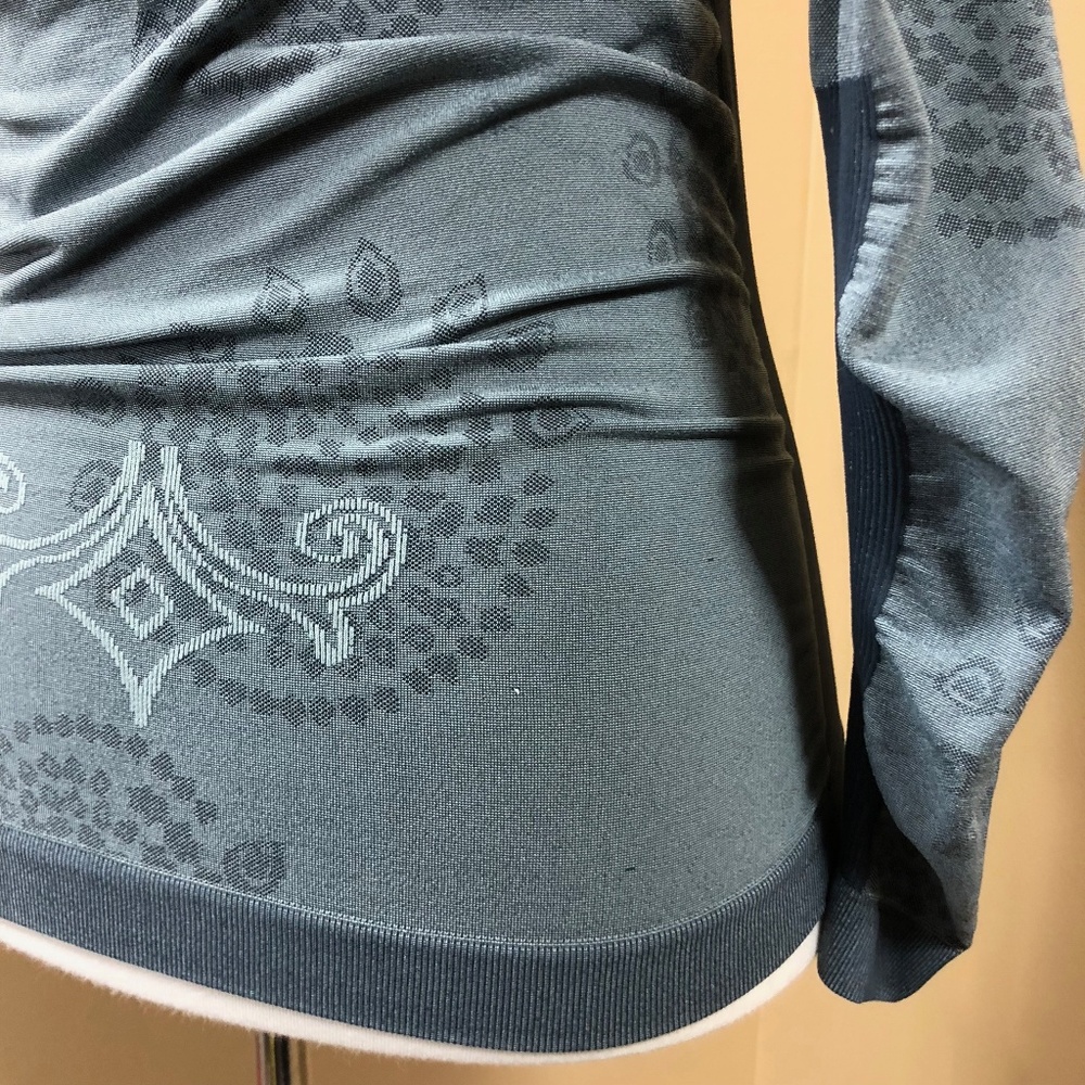Athleta Seamless Long Sleeve - Picture 5 of 7